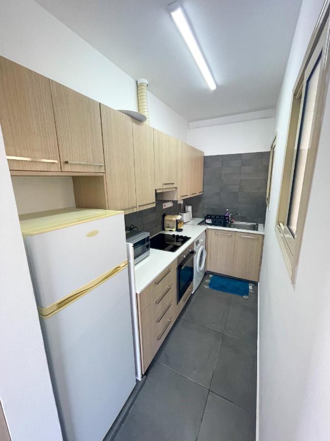 High Speed Holiday Apartment Ларнака Экстерьер фото